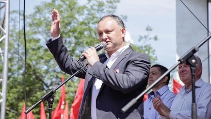 Социалисты 1 Мая: особый статус русскому языку и палаточный городок в центре Кишинева