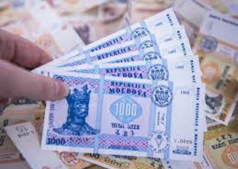 Налоговая отчиталась: число миллионеров выросло на тысячу человек