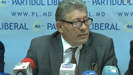 Либералы назвали спасителей еврокурса РМ