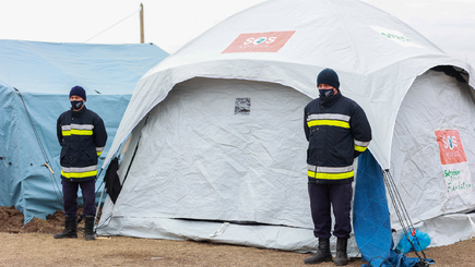 Украинские беженцы: более половины - дети!