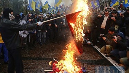 Националисты прошлись маршем по Киеву в честь УПА