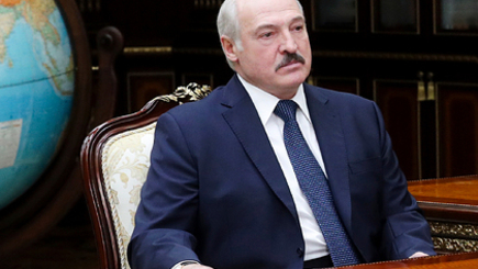 Лукашенко предупредил белорусов о последствиях переворота