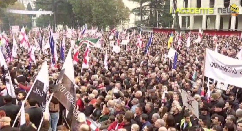 В Грузии проходит акция протеста против аннексии Россией грузинских территорий