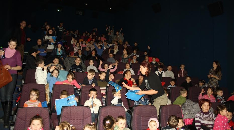 В Молдове впервые в кинотеатре показан мультфильм с сурдопереводом