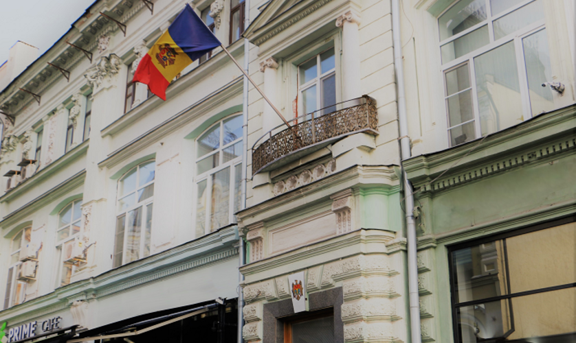 Консульский отдел посольства Молдовы в России работал и в выходные дни