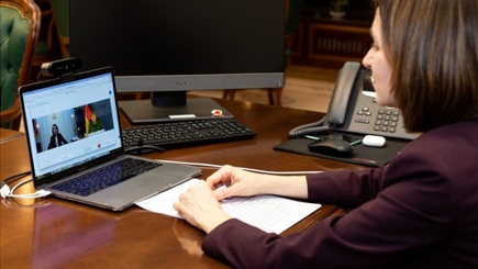 Президент Молдовы провела дискуссию с канцлером ФРГ