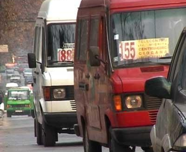 Власти муниципия требуют от полиции пресечь незаконную деятельность маршруток