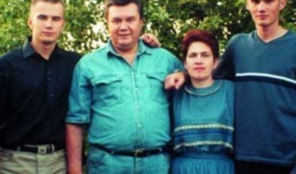 «Сім'я» буде контролювати гаманець кожного українця