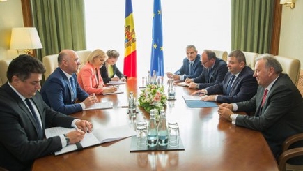 Молдова и Румыния могут отменить тарифы на роуминг между двумя странами