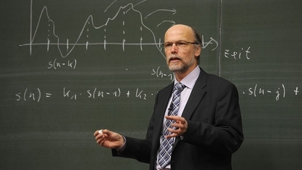 В Румынии предлагают повышение зарплат для сотрудников здравоохранения и образования