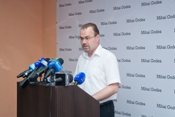 Михай Годя официально представил свою новую партию