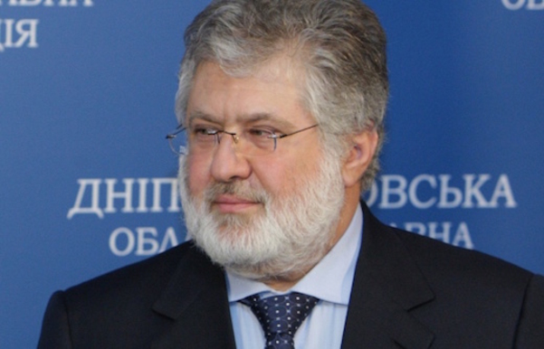 Порошенко уволил Коломойского с поста губернатора