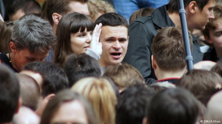 Сотни человек пришли на акцию 