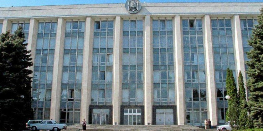 Ответ Правительства после того, как Facebook заблокировал несколько фальшивых аккаунтов
