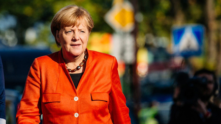 Меркель пригласила Зеленского в Берлин