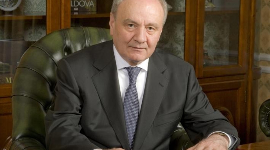 Тимофти наградил группу чиновников и депутатов