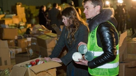 Правительство взяло под контроль всю помощь для украинских беженцев, поступающую из-за рубежа