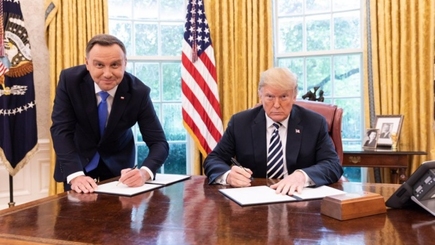 Трамп обсудил с Дудой, как остановить Nord Stream 2