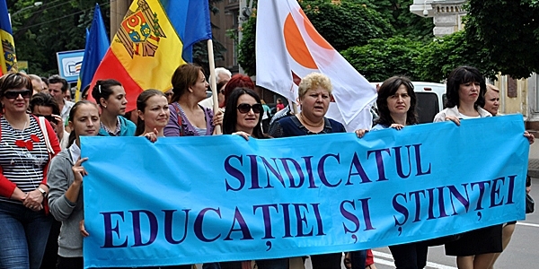 Учителя со всей страны выйдут сегодня на митинг