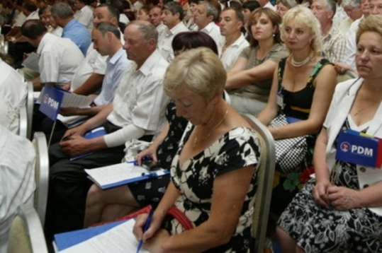 Представители Демократической партии признали сбор личных данных избирателей Кишинёва.