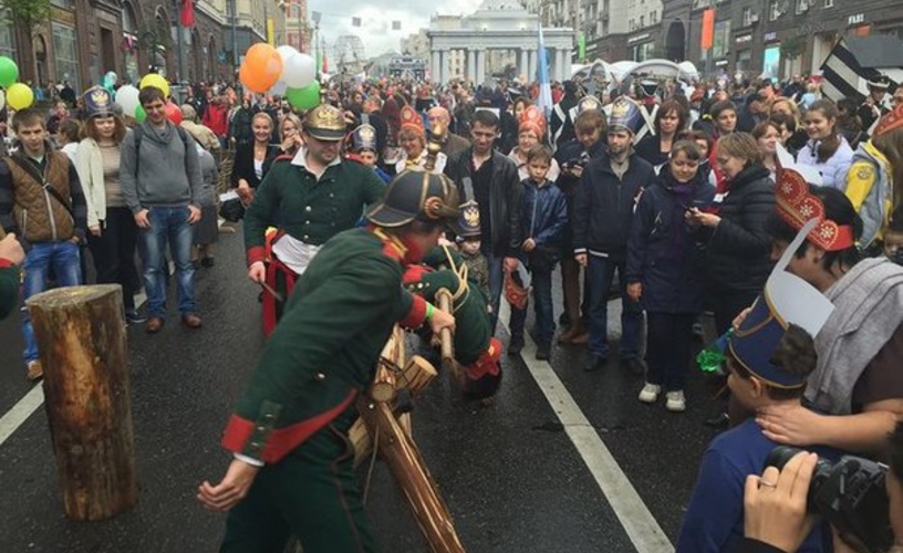Забава москвичей. Казнь национал-предателя