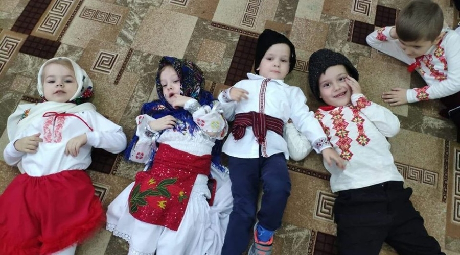 Молдавская народная рубашка - любимая ия - представлена в МИДЕИ