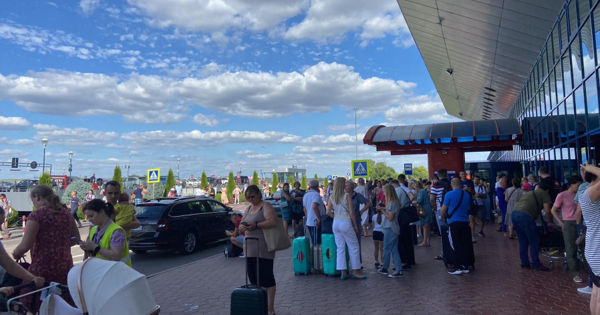 В аэропорту Кишинева новое предупреждение о бомбе