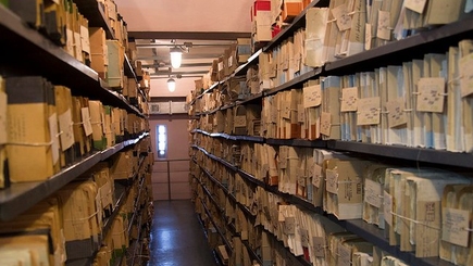 О том, как в Советском Союзе отмечали День рождения Михая Еминеску.