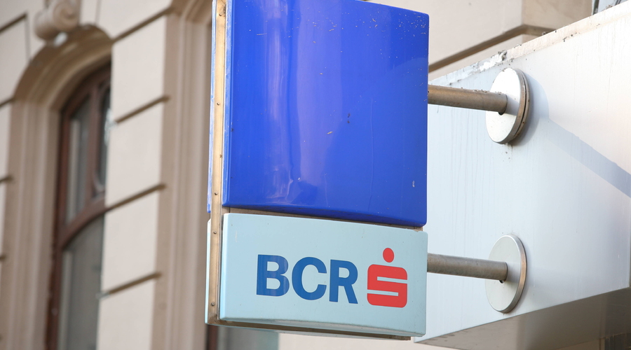 Румынский банк сокращает свое присутствие в Молдове