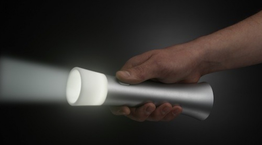 Англичане в Молдове должны быть внимательны из-за риска уличных преступлений и мелких краж, особенно в Кишиневе, а также из-за карманников и похитителей сумок в людных местах. Гостям советуют также проявлять осторожность при использовании банкоматов из-за