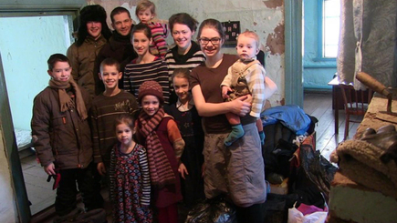 Из Германии в сибирскую деревню переселилась многодетная семья. И через два месяца сбежала обратно