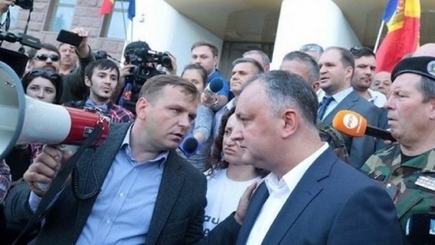 Лидер платформы DA считает, что блоку ACUM не следовало подписывать политическое соглашение с социалистами