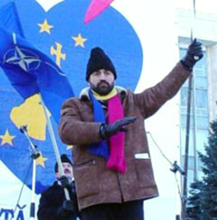 Юрий Рошка возвращается...