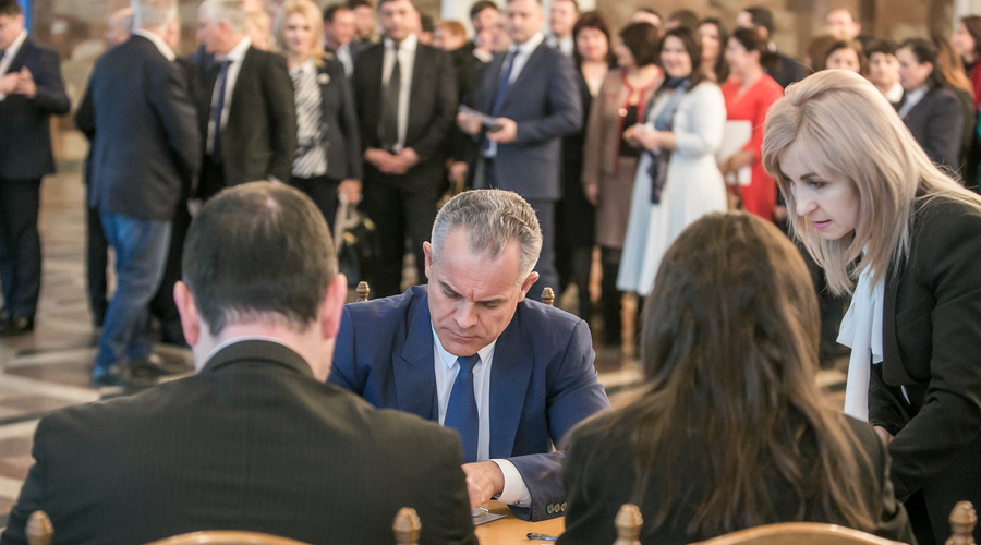 Кандидаты в парламент от Демократической партии (ДПМ)