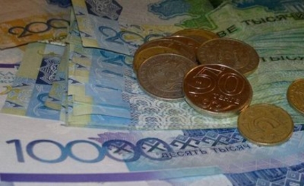 В Казахстане девальвирован тенге
