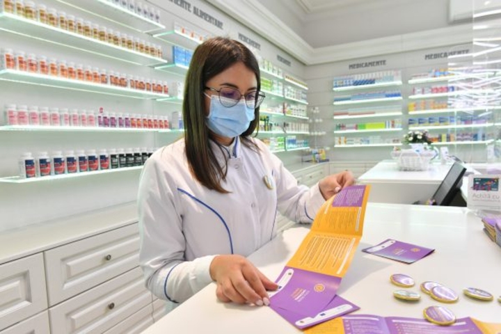 Теперь о вакцинации расскажут и в аптеках