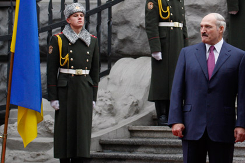 Украина отозвала cвоего посла из Беларуси
