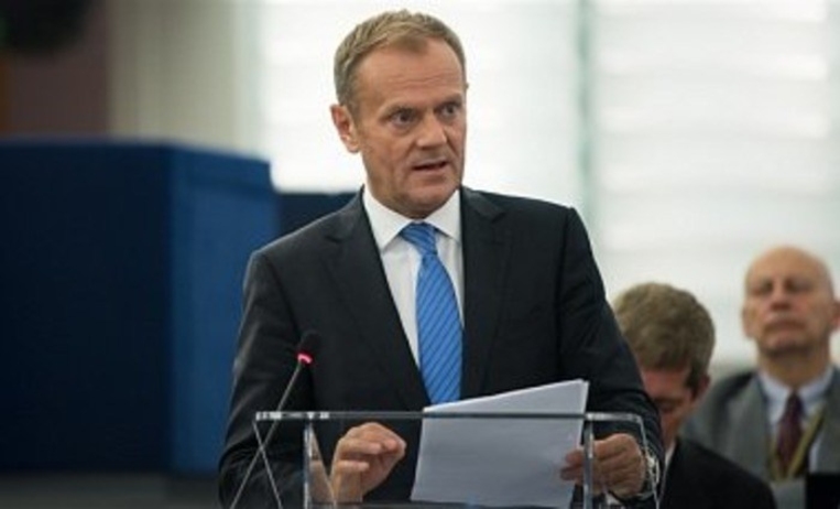 Туск отказался поздравлять Путина из-за отравления Скрипаля