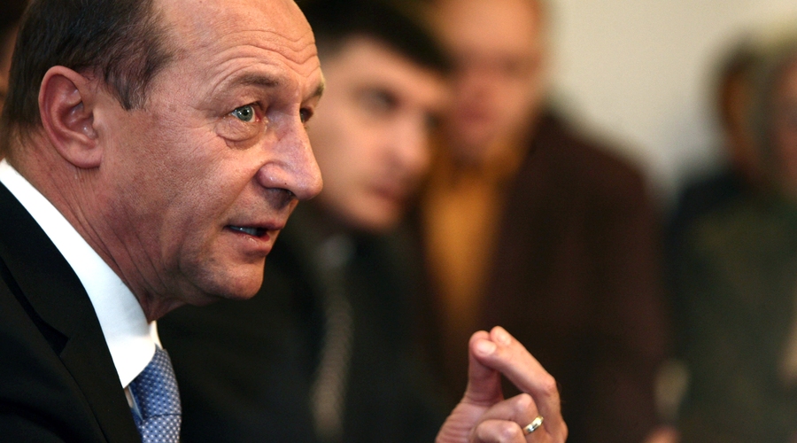 Работать надо сообща. Трэян Бэсеску раскритиковал высказывания Майи Санду