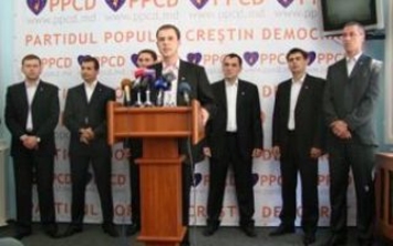 ХДНП: молодым везде у нас дорога, «старикам» уважение и солидарность