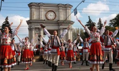 Молдова отмечает сегодня праздник Limba noastră