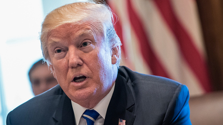 Трамп ответил на критику из-за звонка Путину с поздравлениями