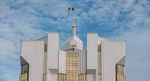 Кем должен быть президент Молдовы: хозяином страны или национальным лидером?