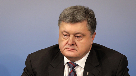 Порошенко отреагировал на признание Россией документов ДНР и ЛНР