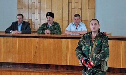 Сепаратисты ЛНР обвинили в мародёрстве боевиков Дoнского казачеств