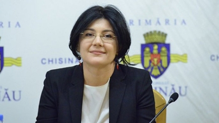Приоритеты Сильвии Раду. Независимый кандидат озвучила 11 решений для Кишинева