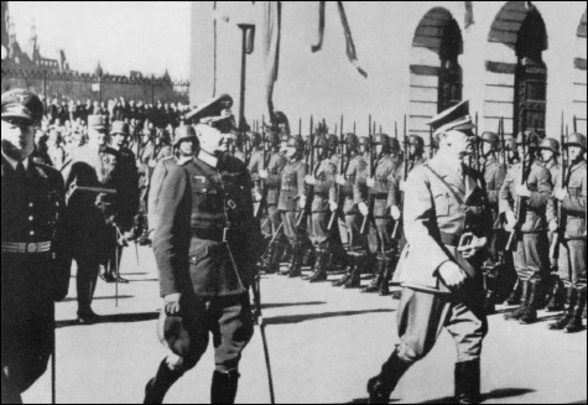 По стопам Адольфа Гитлера…