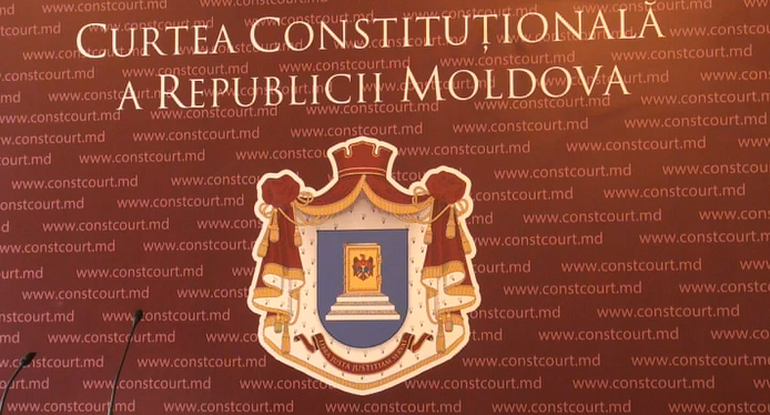 Конституционный суд признал референдум Додона неконституционным