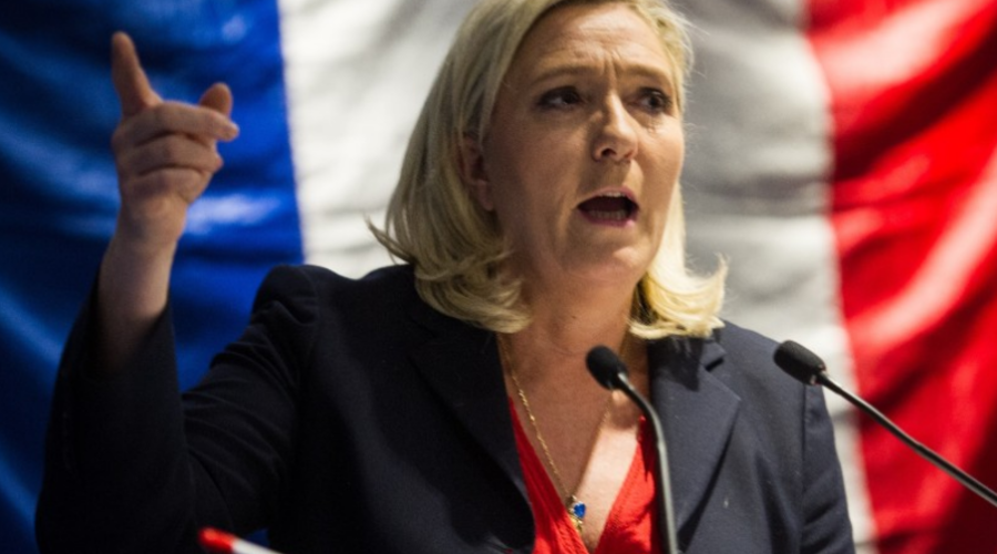 Европарламент лишил Марин Ле Пен депутатской неприкосновенности