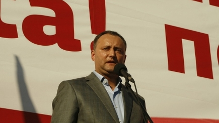 Через шесть месяцев я приду сюда с первым отчетом о проделанной работе на посту примара - Игорь Додон.